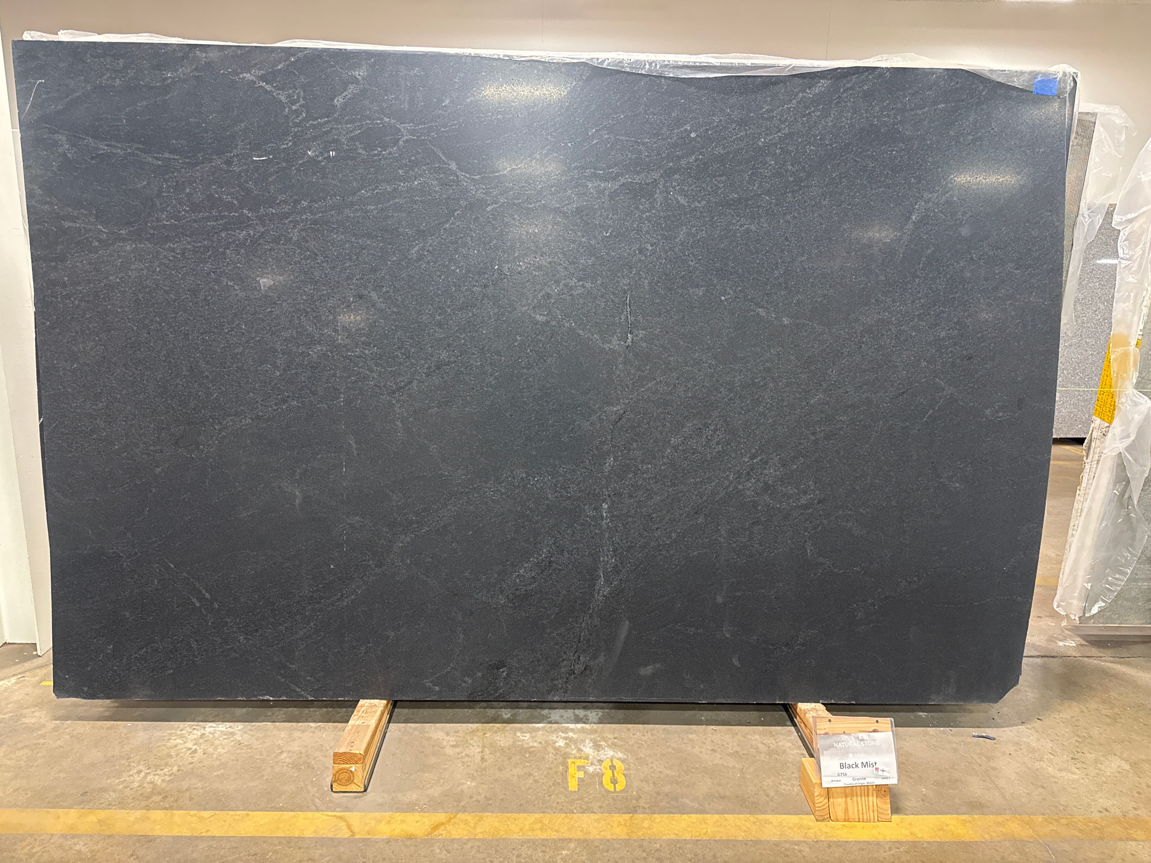 Black Mist – Daltile Philadelphia