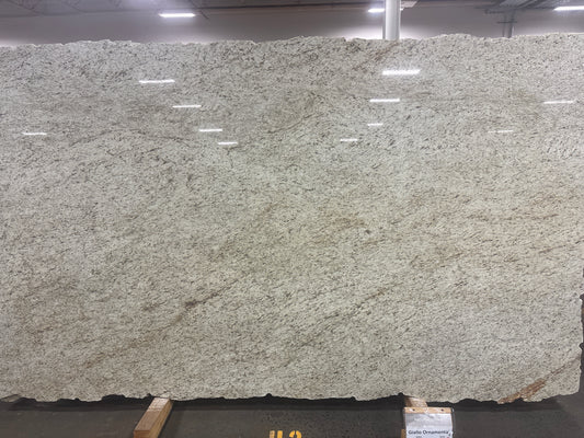 Giallo Ornamental